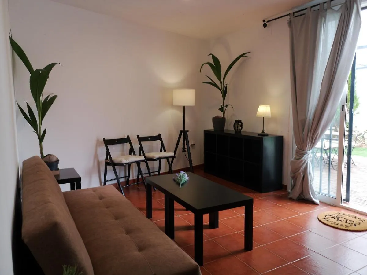 Aracena Suites 0*,